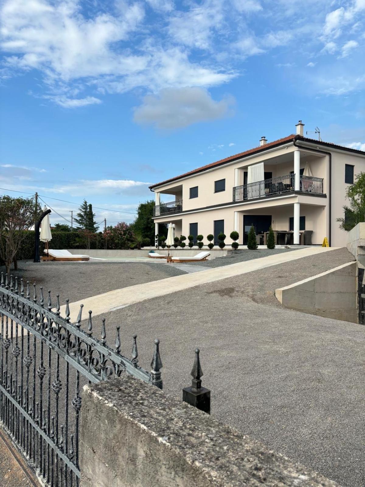 Villa Antunovic Malinska Exterior foto